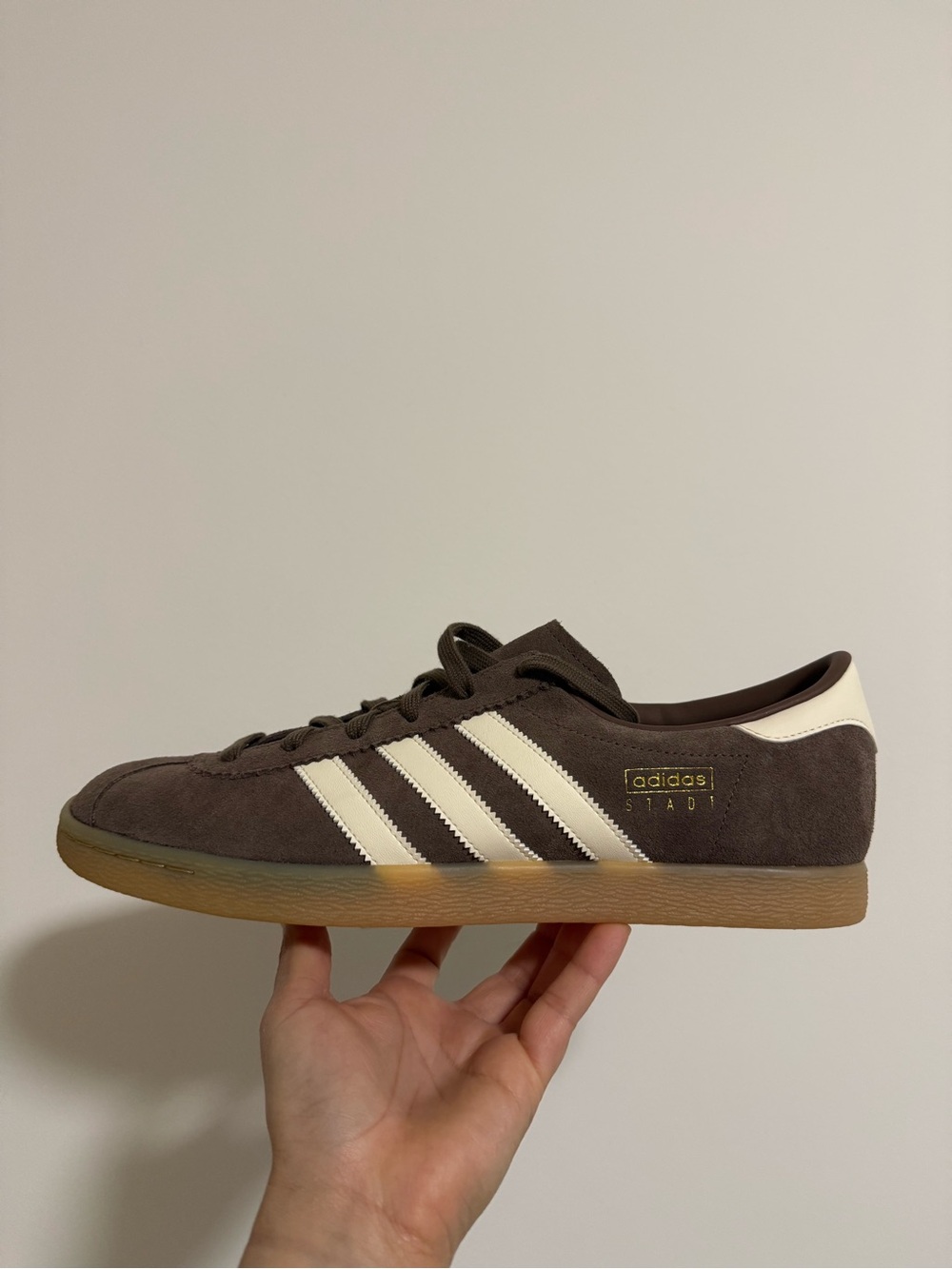 adidas stadt Suede Men's Sneakers - Brown & White